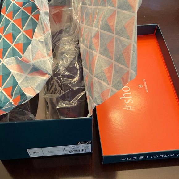 AEROSOLES Women's navy faux suede Loafers - Picture 10 of 10